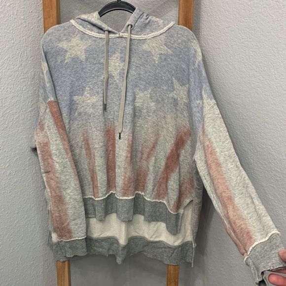 FREE PEOPLE AMERICAN FLAG OVERSIZED BOXY
HOODIE SWEATSHIRT WOMENS SIZE SMALL - Picture 3 of 8